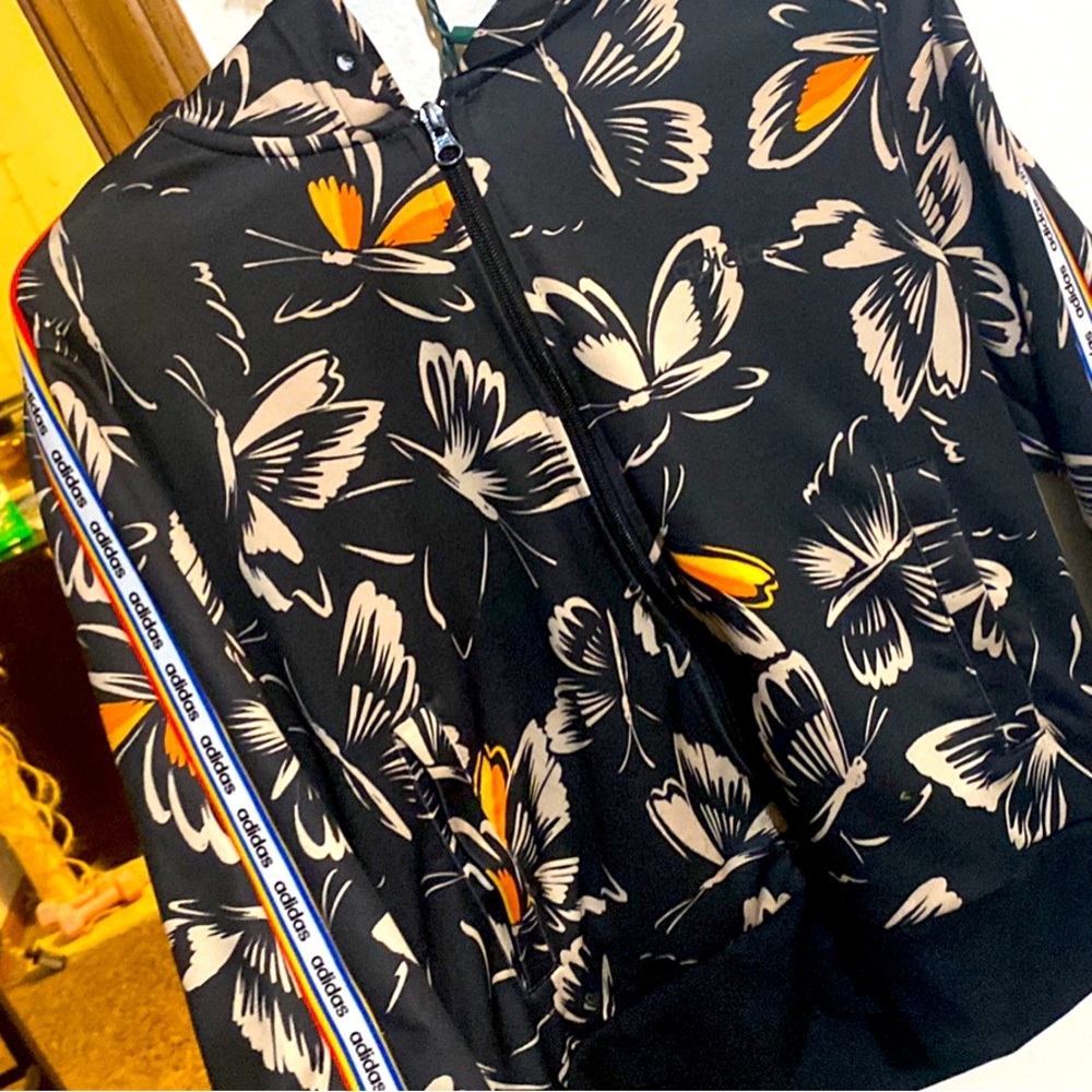 Adidas’s monarch butterfly set